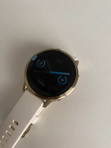 Used Garmin Venu 4 bike — image 5 of 5