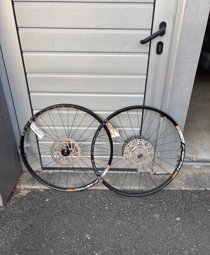 Used Fulcrum Emetal 700 Wheels