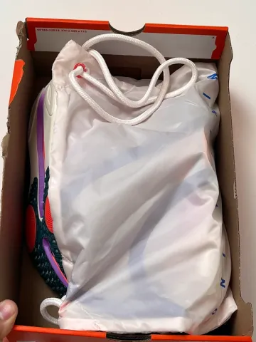 Used Nike Air Zoom Alphafly Next% 3 bike — image 15 of 15
