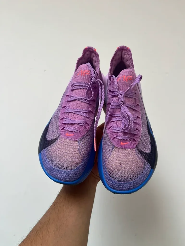 Used Nike Air Zoom Alphafly Next% 3 bike — image 11 of 15
