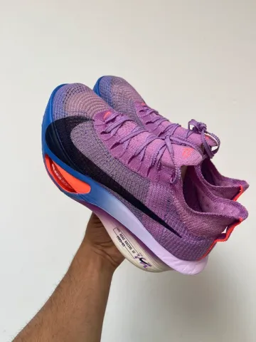Used Nike Air Zoom Alphafly Next% 3 bike — image 12 of 15
