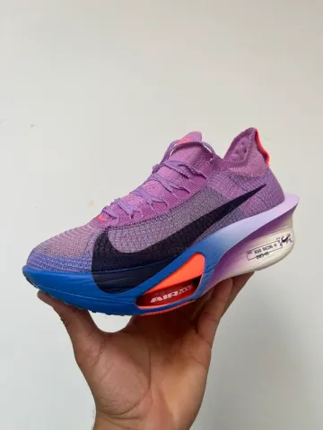 Used Nike Air Zoom Alphafly Next% 3 bike — image 9 of 15