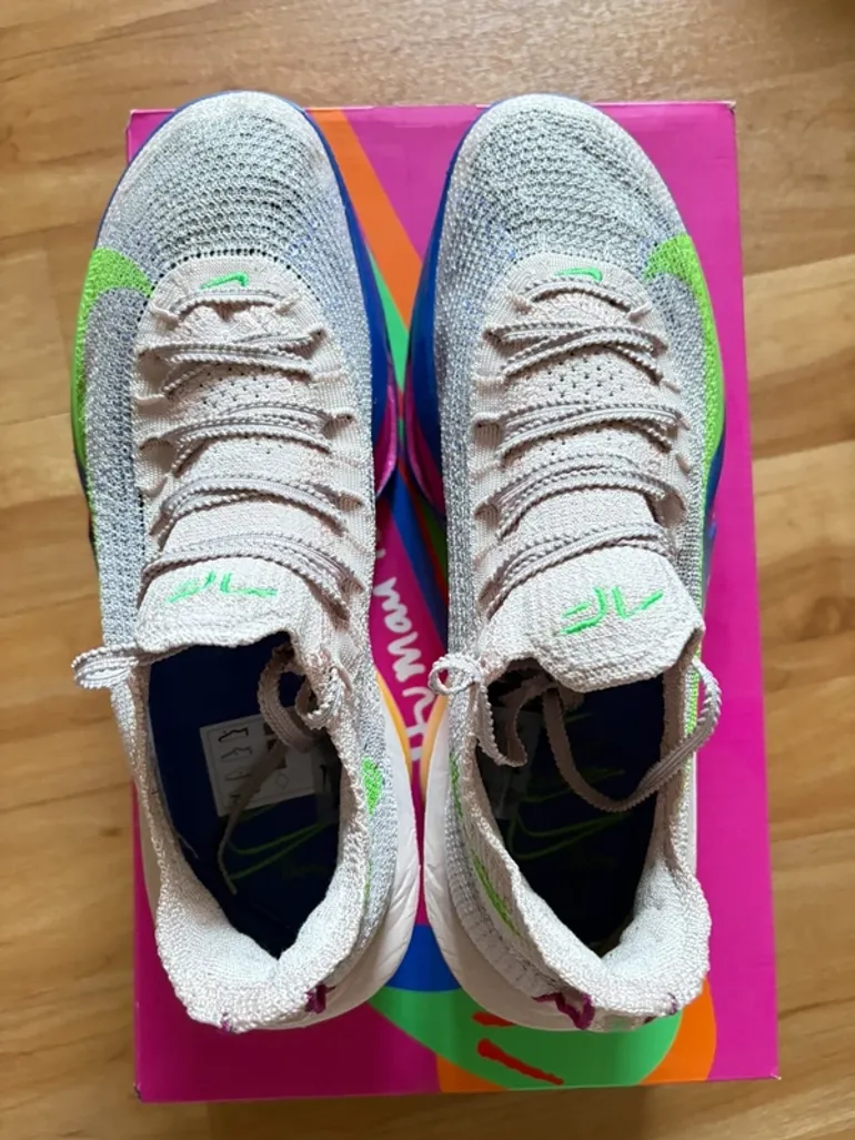 Used Nike Alphafly 3 - Eliud Kipchoge Edition bike — image 2 of 6