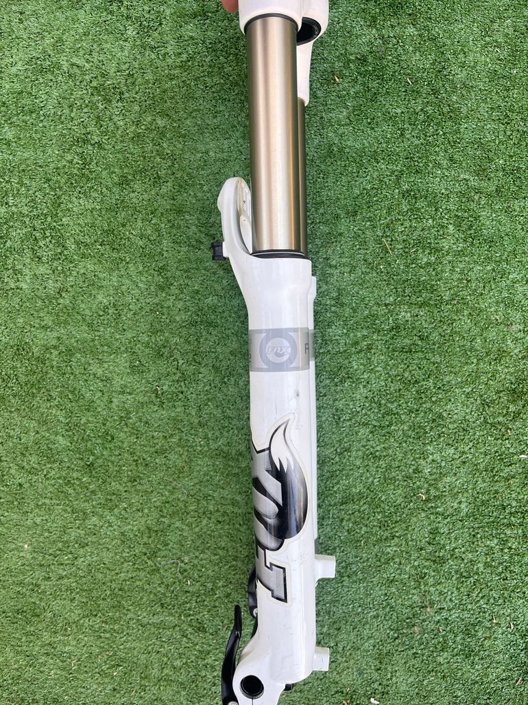 Fox 36 Talas RC2 Fork 2008 bike d'occasion — image 2 sur 4