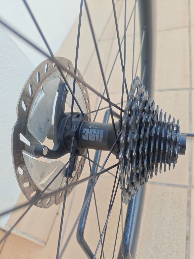 Used Ffwd Ryot 55 bike — image 4 of 9