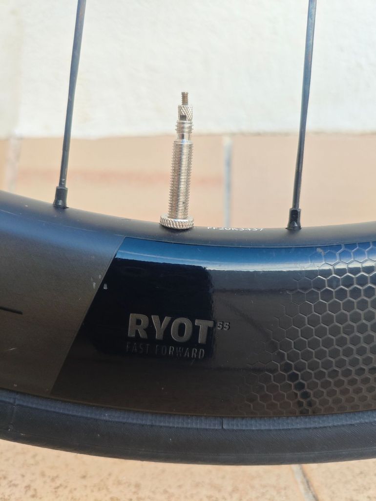 Used Ffwd Ryot 55 bike — image 7 of 9