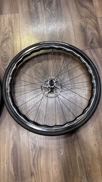 Used fastop Wave Carbon 2025 bike — image 1 of 5