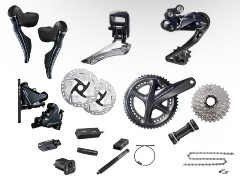 Použité Shimano Ultegra R8070 Di2 2022 Groupset