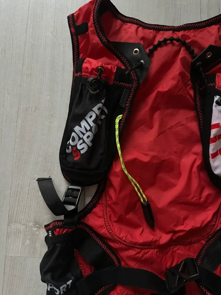 Used Compressport Ultra Run Backpack Woman bike — image 2 of 13