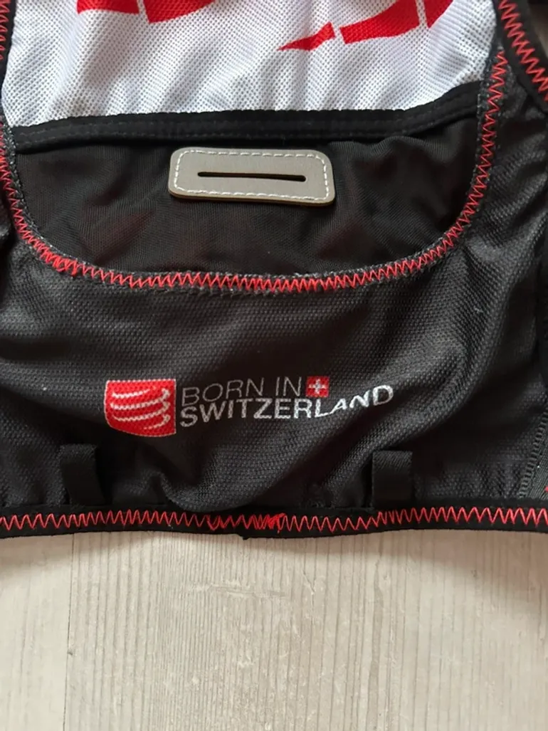 Used Compressport Ultra Run Backpack Woman bike — image 9 of 13
