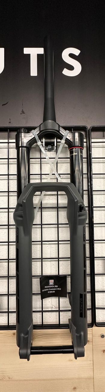 RockShox, Zeb Ultimate Charger 3 RC2 160mm