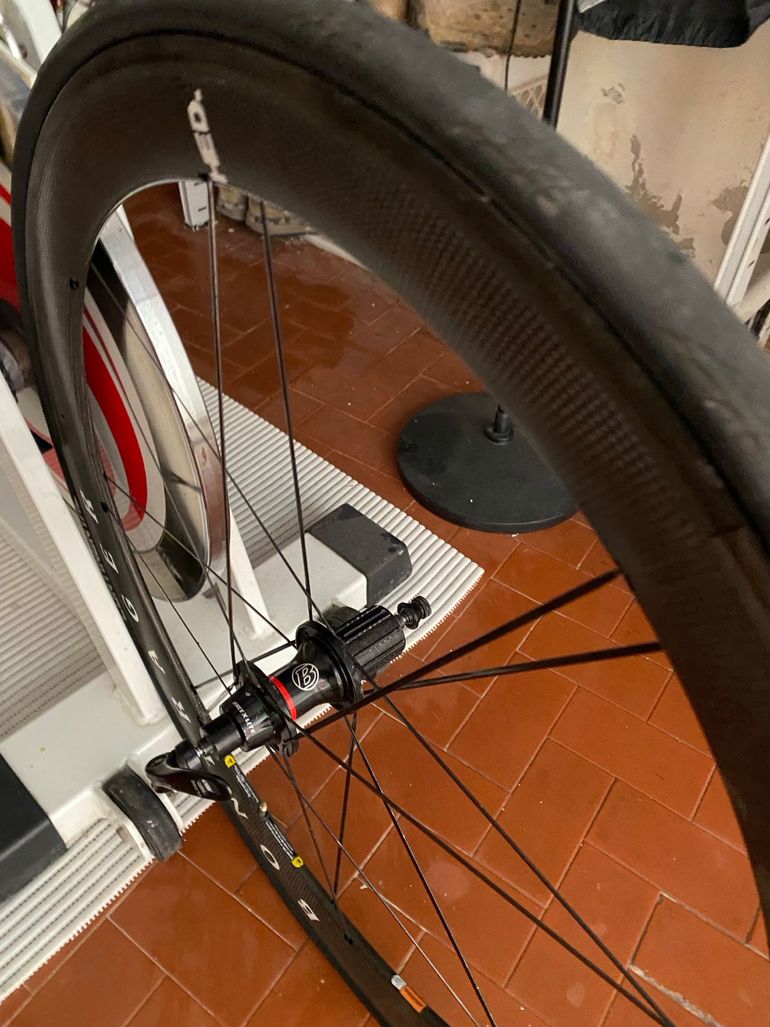 Used Mavic kosmic 2019 bike — image 5 of 8