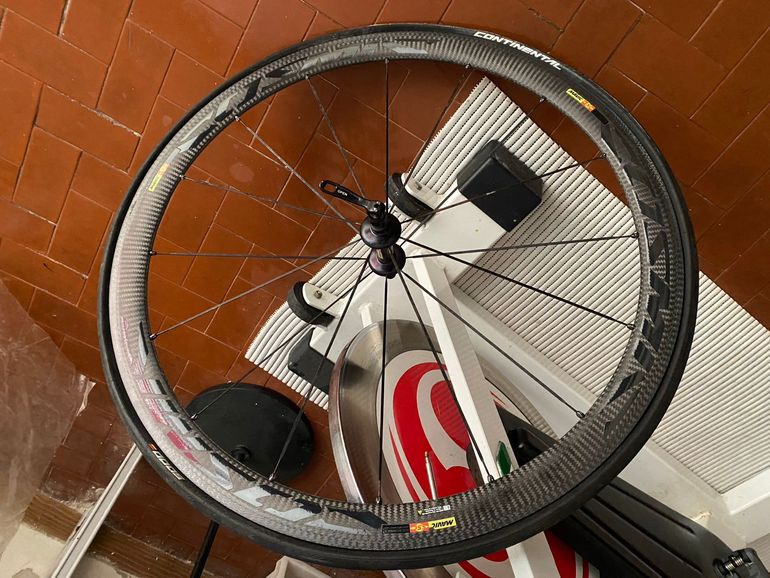 Used Mavic kosmic 2019 bike — image 3 of 8
