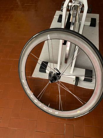 Used Mavic kosmic 2019 bike — image 6 of 8