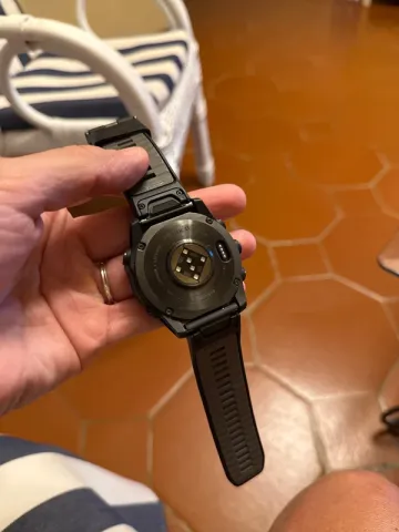 Used Garmin Fenix 8 Pro 51 mm bike — image 2 of 3