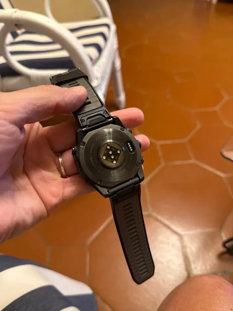 Used Garmin Fenix 8 Pro 51 mm bike — image 2 of 3