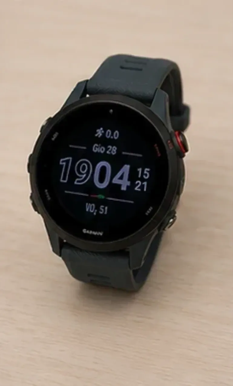 Used Garmin Forerunner 255 bike — image 2 of 7