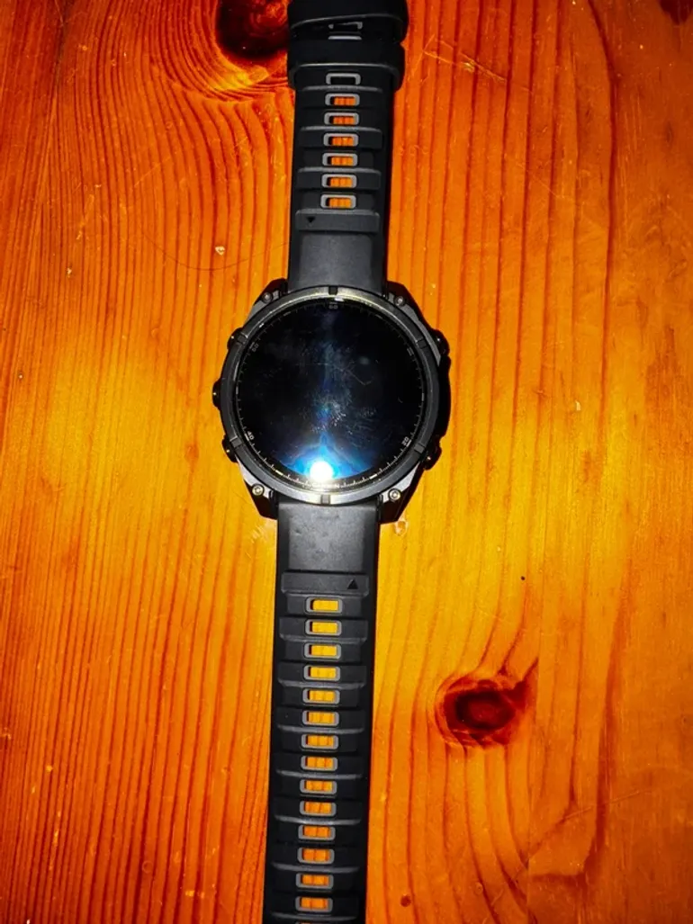 Used Garmin Fenix 8 sapphire bike — image 3 of 4