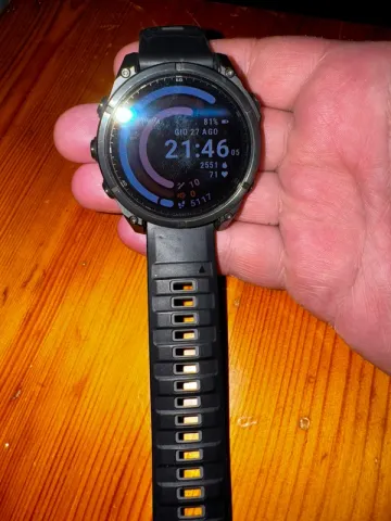 Used Garmin Fenix 8 sapphire bike — image 4 of 4