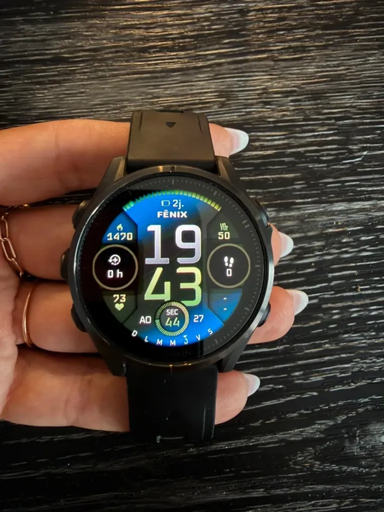 Used Garmin Fenix 8 bike — image 3 of 7
