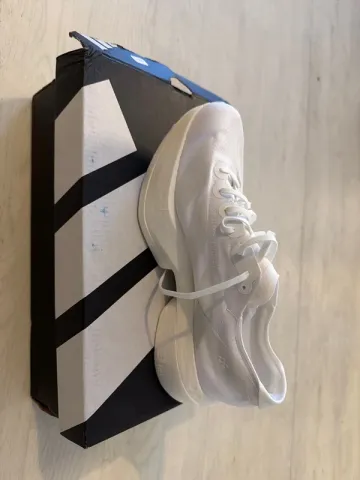 Used Adidas Adizero Adios Pro 4 bike — image 7 of 10