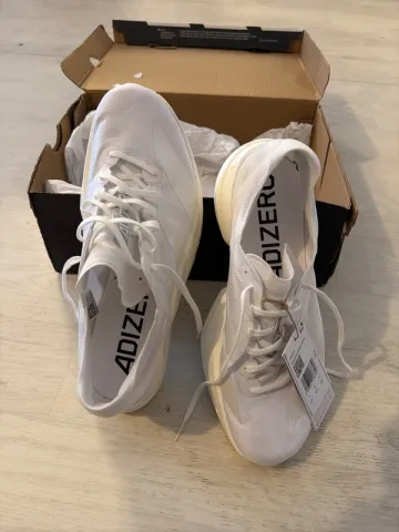 Used Adidas Adizero Adios Pro 4 bike — image 5 of 10