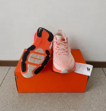 Używany Nike Vomero 18 bike — zdjęcie 3 z 5