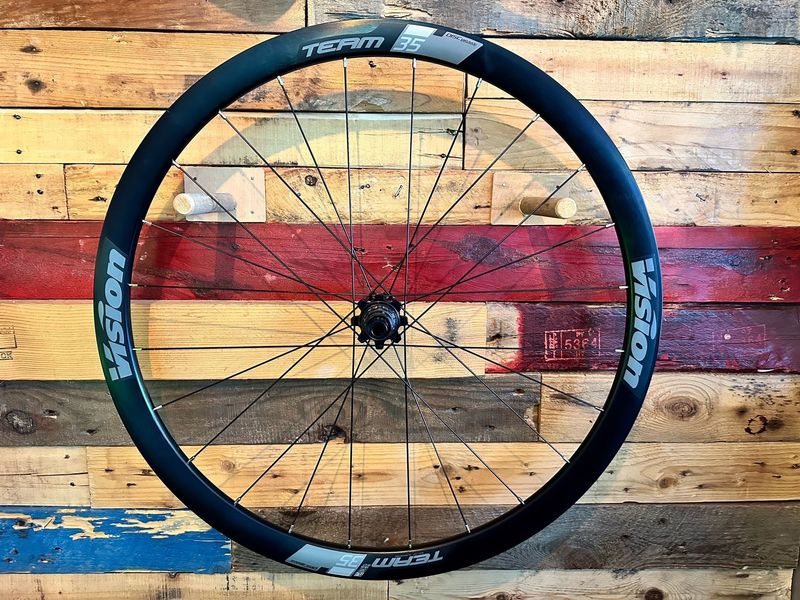 Used Vision TC35 TLR bike — image 1 of 2