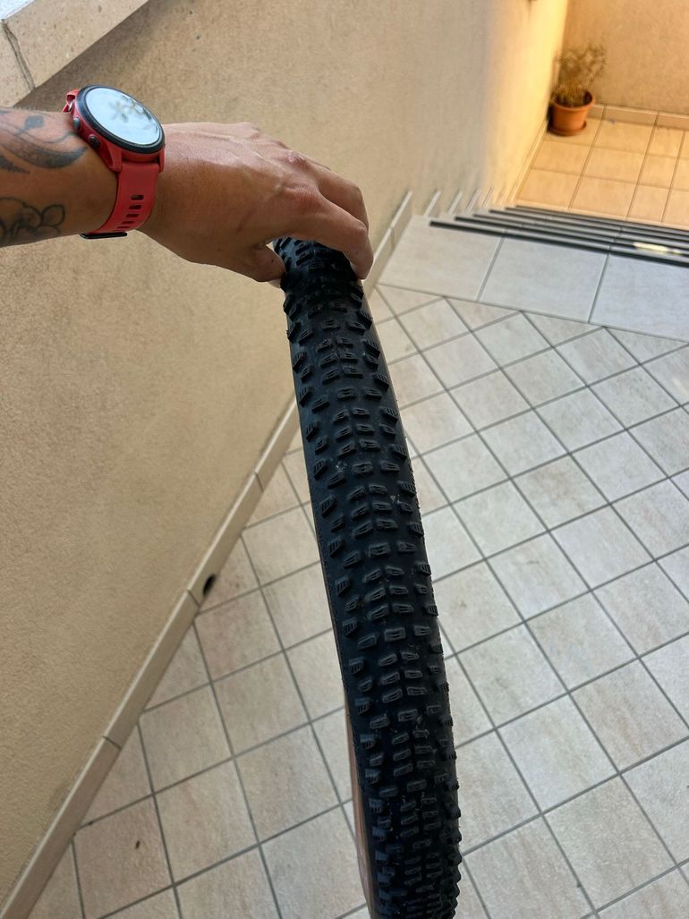 Schwalbe Tires bike d'occasion — image 3 sur 7