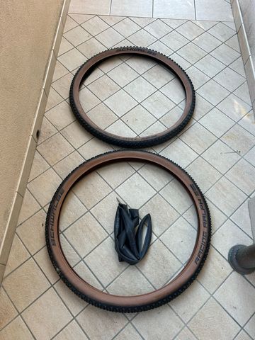 Schwalbe Tires bike d'occasion — image 7 sur 7