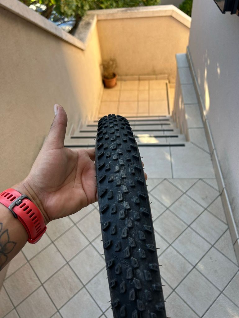 Schwalbe Tires bike d'occasion — image 6 sur 7