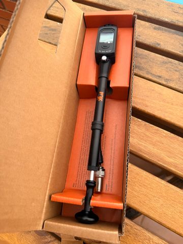 Fox Digital Suspension Pump 2026 bike d'occasion — image 2 sur 6