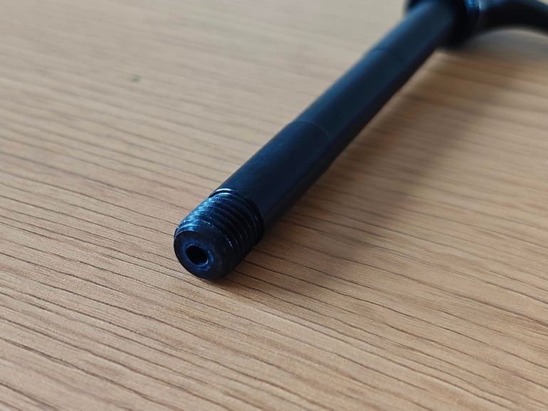 Colnago Thru Axle Set 2022 bike d'occasion — image 9 sur 18