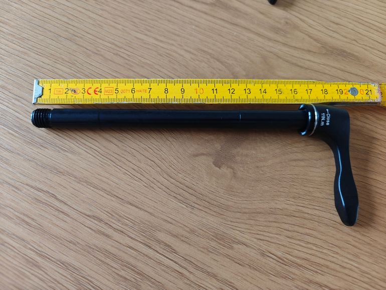 Colnago Thru Axle Set 2022 bike d'occasion — image 12 sur 18