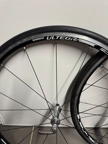 Shimano Ultegra C24 Wheels bike usato — immagine 6 di 8