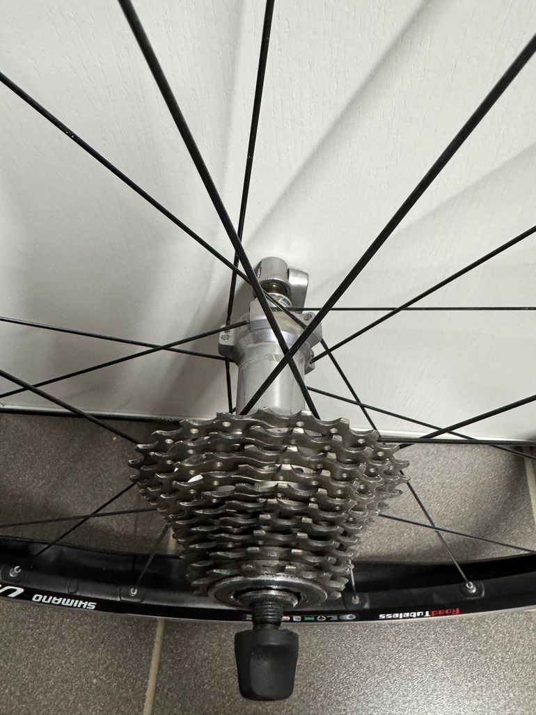 Shimano Ultegra C24 Wheels bike usato — immagine 3 di 8