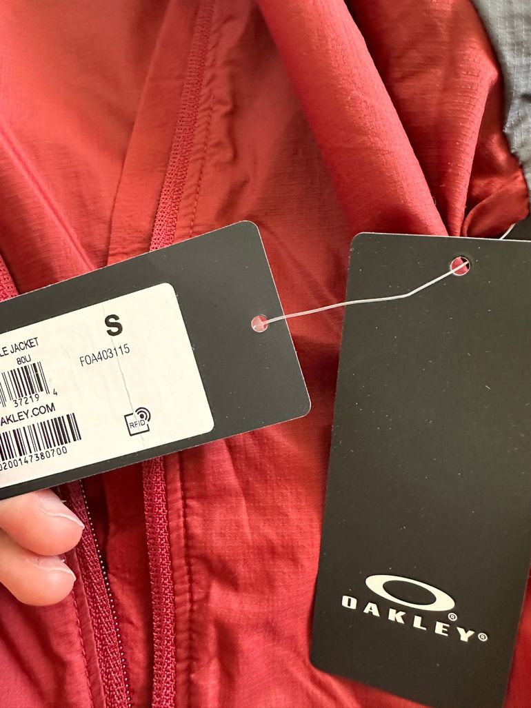 Used Oakley Element Jacket bike — image 5 of 6