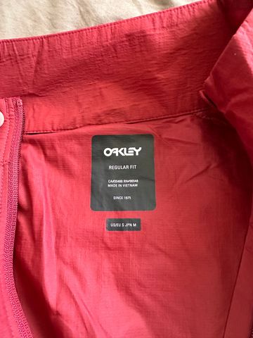Used Oakley Element Jacket bike — image 4 of 6
