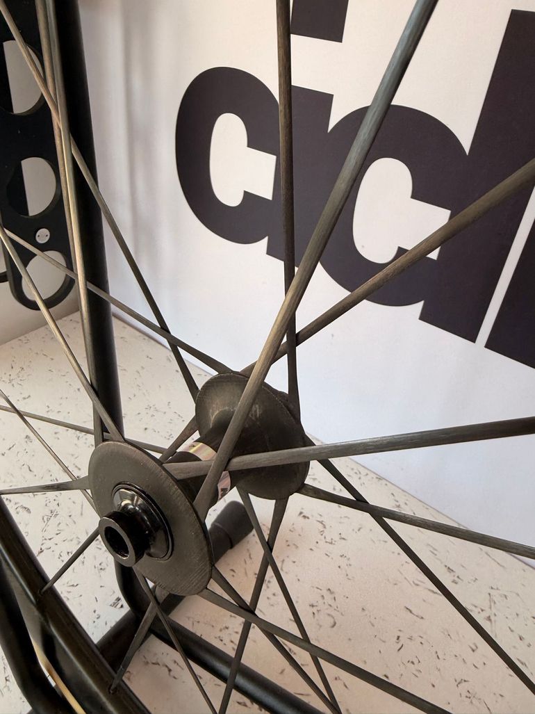 Used Mavic Cosmic Ultimate 2025 bike — image 3 of 4
