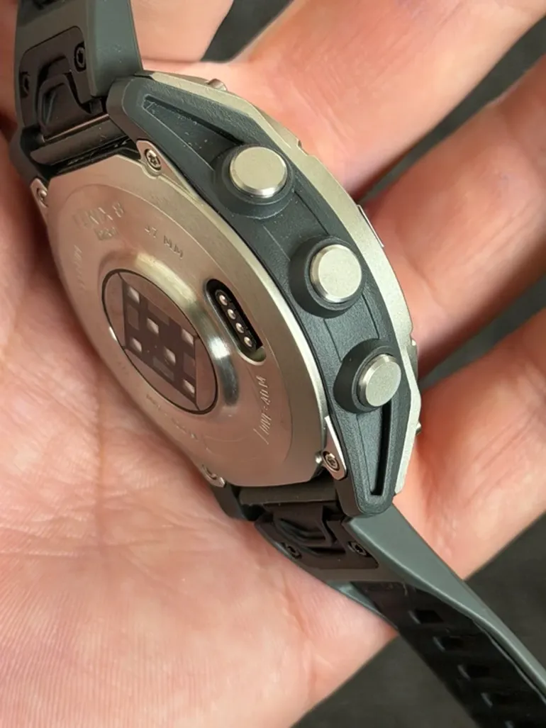 Used Garmin fenix 8 pro bike — image 4 of 6