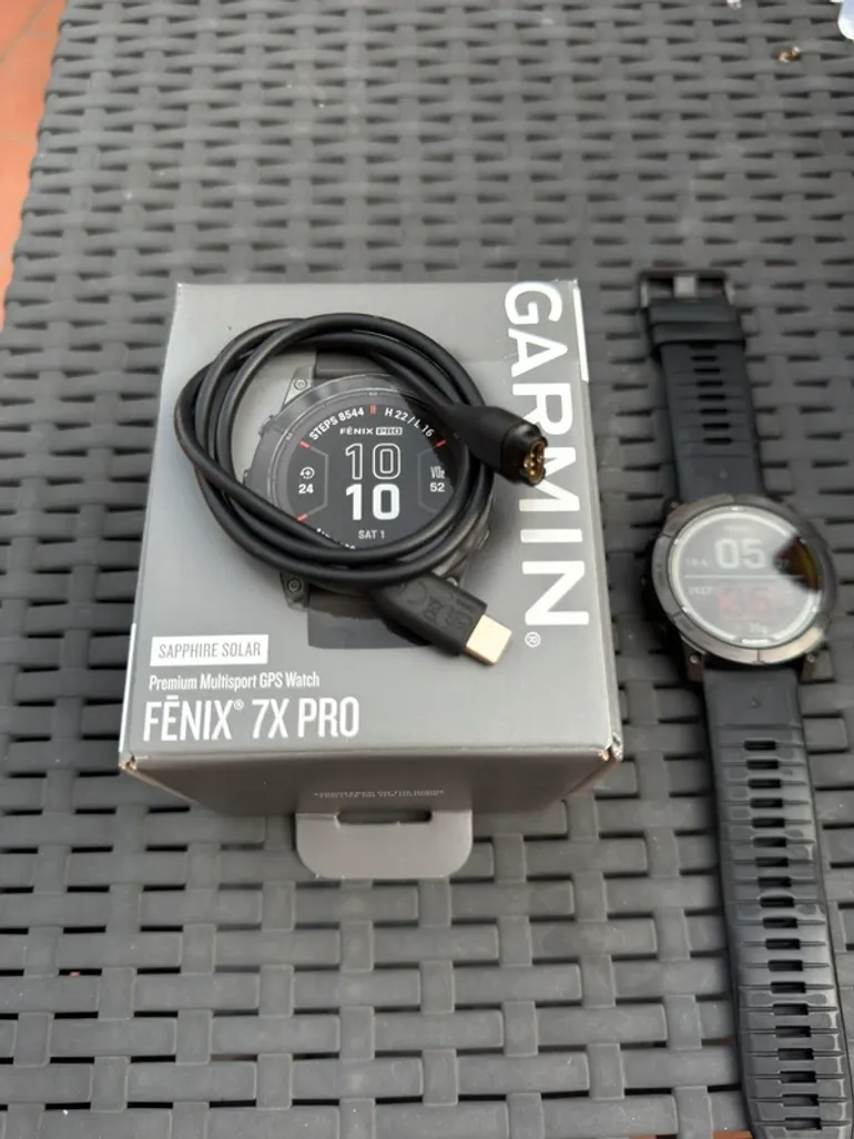 Used Garmin fēnix 7x pro sapphire solar bike — image 4 of 7