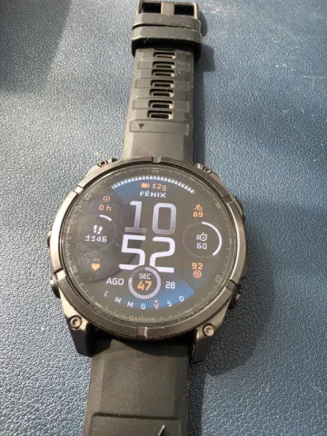 Used Garmin Fenix 8 AMOLED 47mm 2024 bike — image 2 of 13