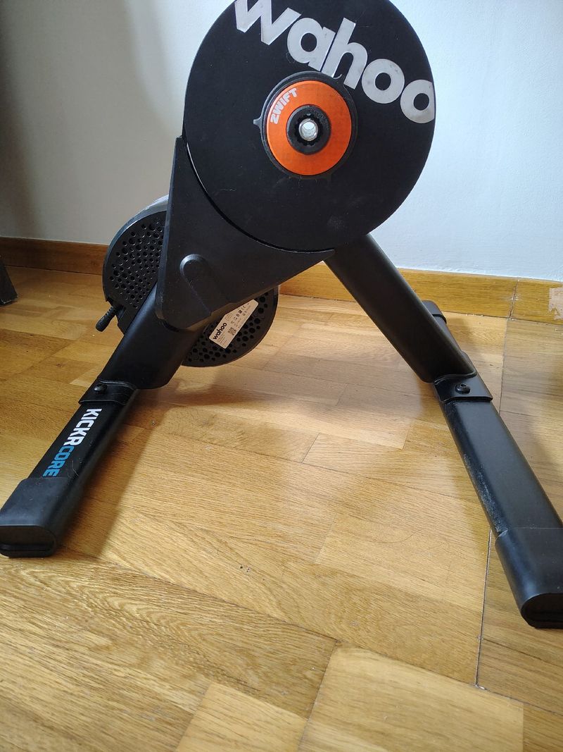 Käytetty Wahoo KICKR CORE 2 with Zwift Cog and Click 2026 Cycling Accessories