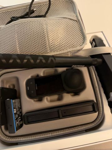Używany Insta 360 X5 8K 360 Action Camera 2026 bike — zdjęcie 3 z 7
