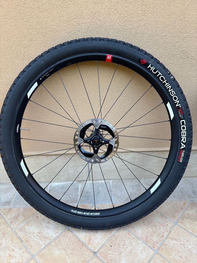 Used 3T Discus Plus C25 Pro Wheelset 2022 bike — image 4 of 6