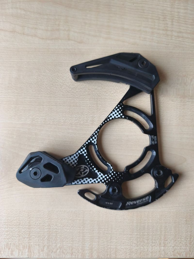 Käytetty Reverse Components X1-B 32-38T ISCG 05 Chain Guide Drivetrain & Pedals