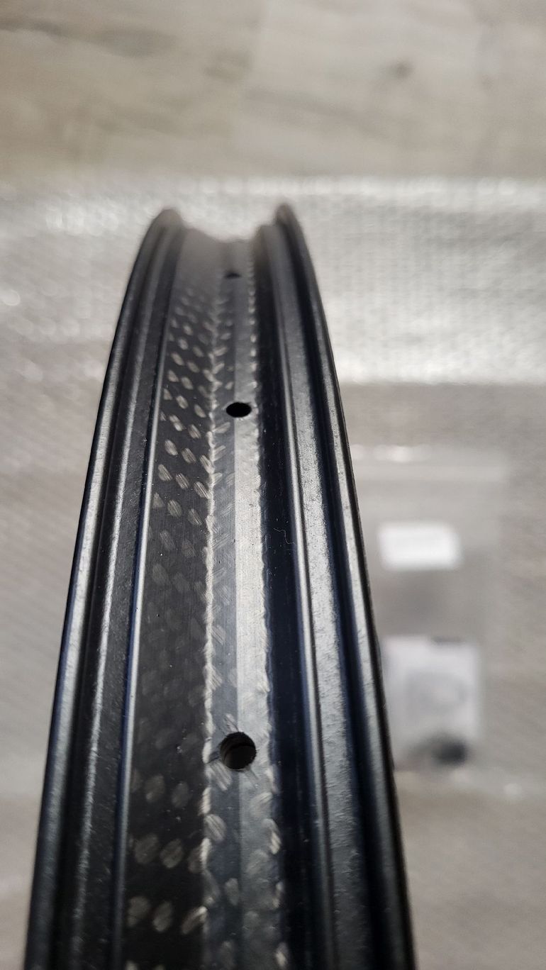 Używany Zipp Carbon Enduro Wheels bike — zdjęcie 3 z 3