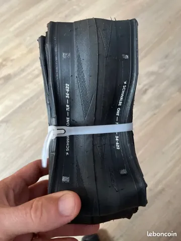 Schwalbe TLR bike d'occasion — image 1 sur 2