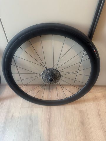 Bontrager Aeolus Pro 37 2022 bike d'occasion — image 2 sur 3