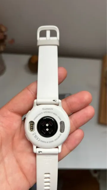 Used Garmin Vivoactive 5 bike — image 3 of 4